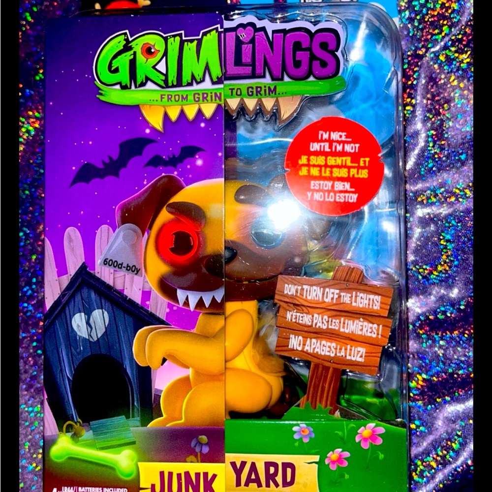 Fingerlings: Junkyard Pug